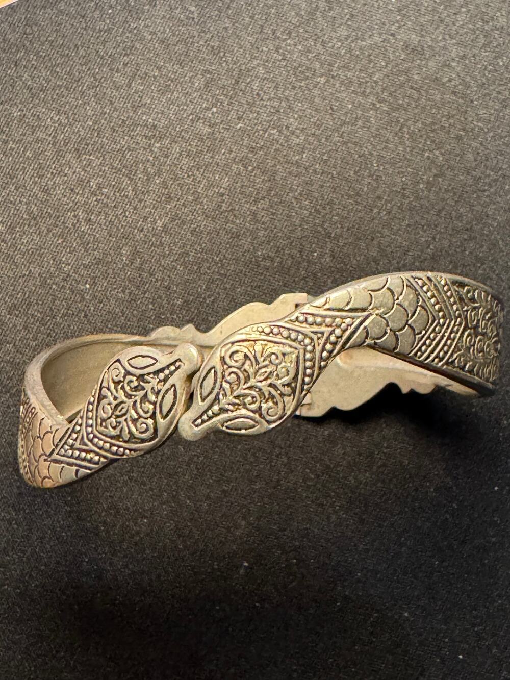 Silver Tone Hinged Snake Bracelet Etched Vintage 7in